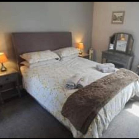 The Royal George Staithes Bed & Breakfast Екстериор снимка