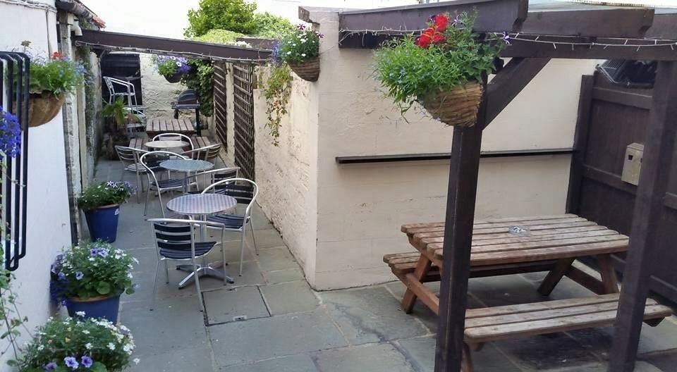 The Royal George Staithes Bed & Breakfast Екстериор снимка
