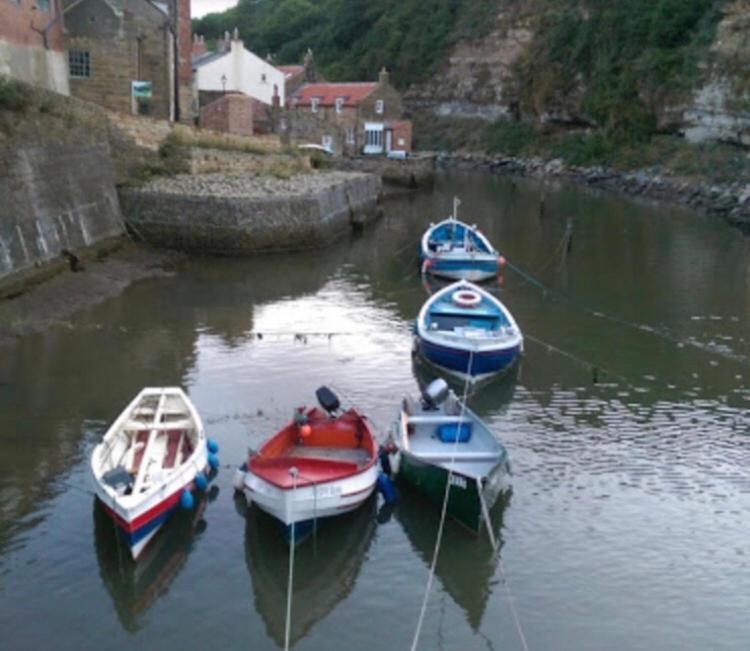 The Royal George Staithes Bed & Breakfast Екстериор снимка